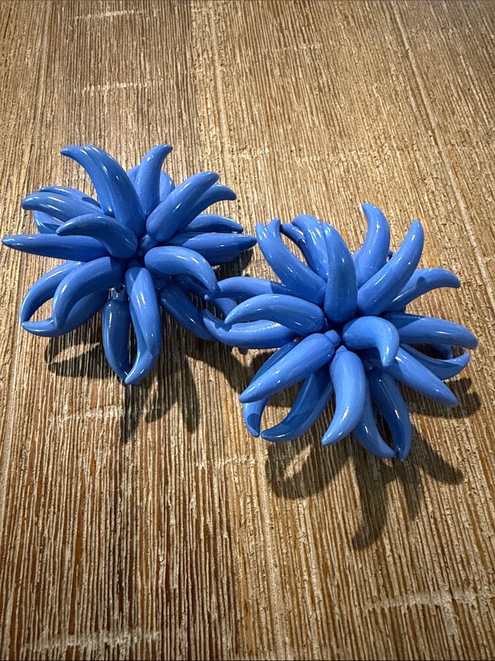cult gaia Blue Floral Burst Clip Earrings